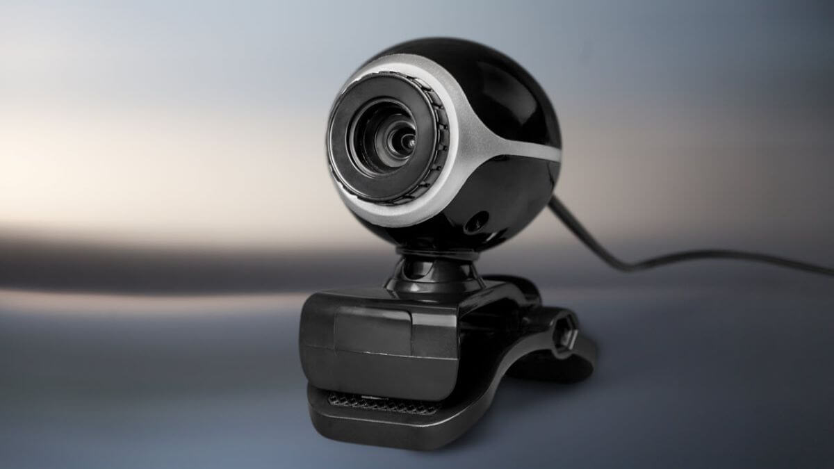 Benefits and Applications of Webcams and WiFi Cameras in Modern Times