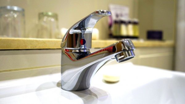 What To Know Before Buying Bathroom Taps