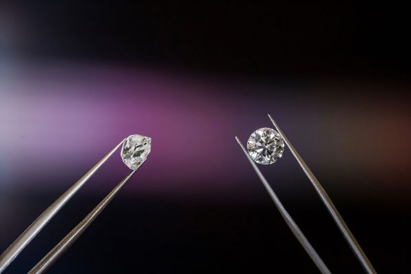 7 Beautiful Ways to Wear a Lab Grown Diamond